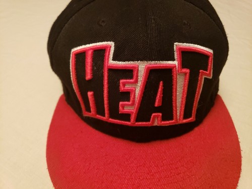 NBA New Era Hardwood Classics Miami Heat Hat Snapback Cap 59Fifty Black & Red - Picture 2 of 8