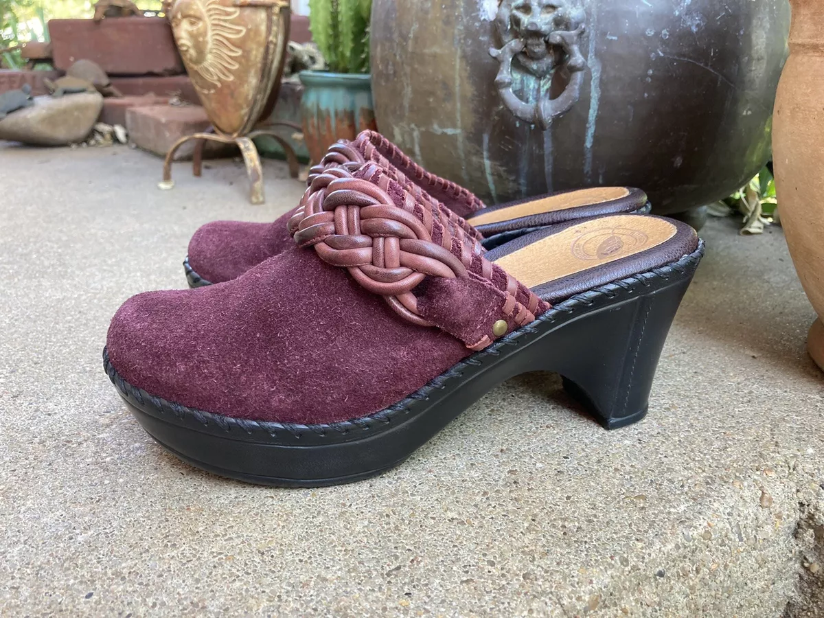 Nurture clogs hotsell