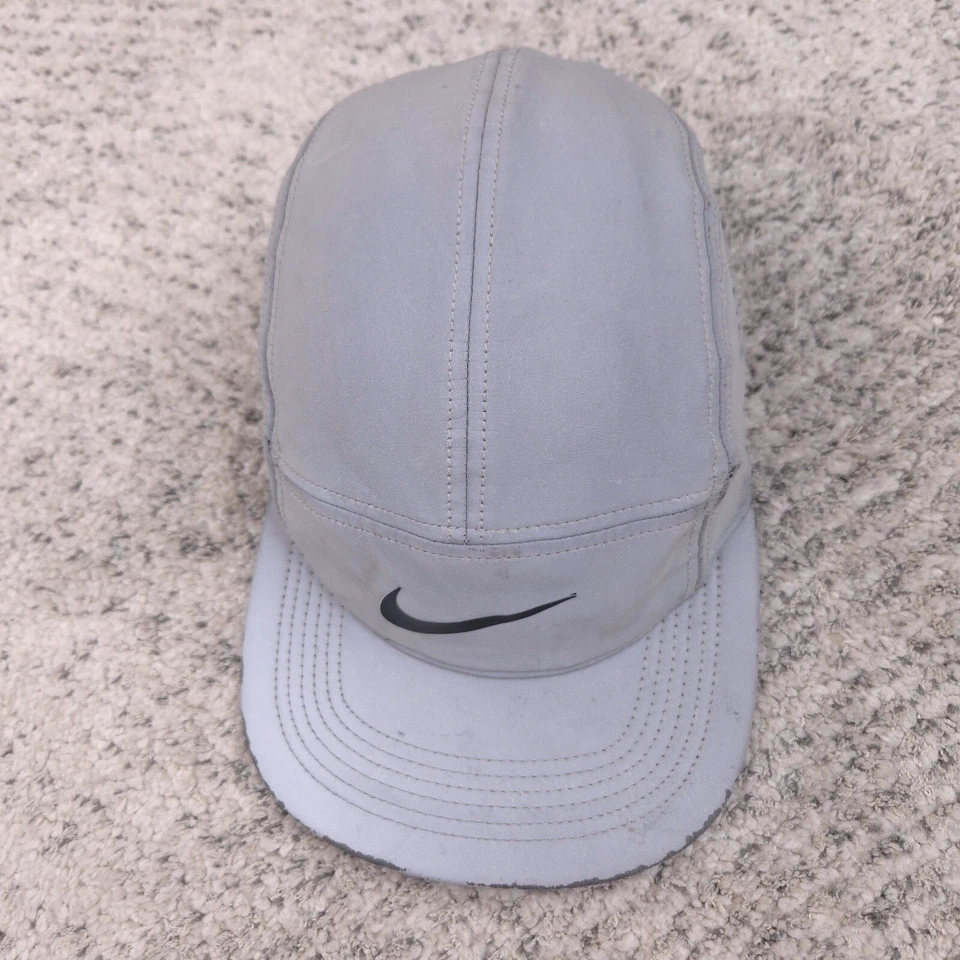 Gorra Nike Panel 3M Flash Reflectante Completo Vapor Correr Gris Tailwind AW84 Adulto Foto 3 de 4
