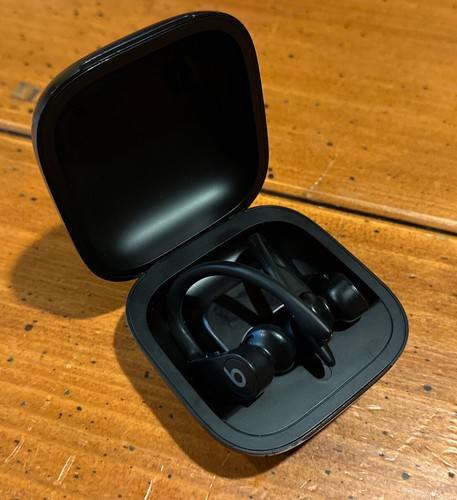 Apple Powerbeats Pro A2048 Schwarz AppleCare inklusive 5/25