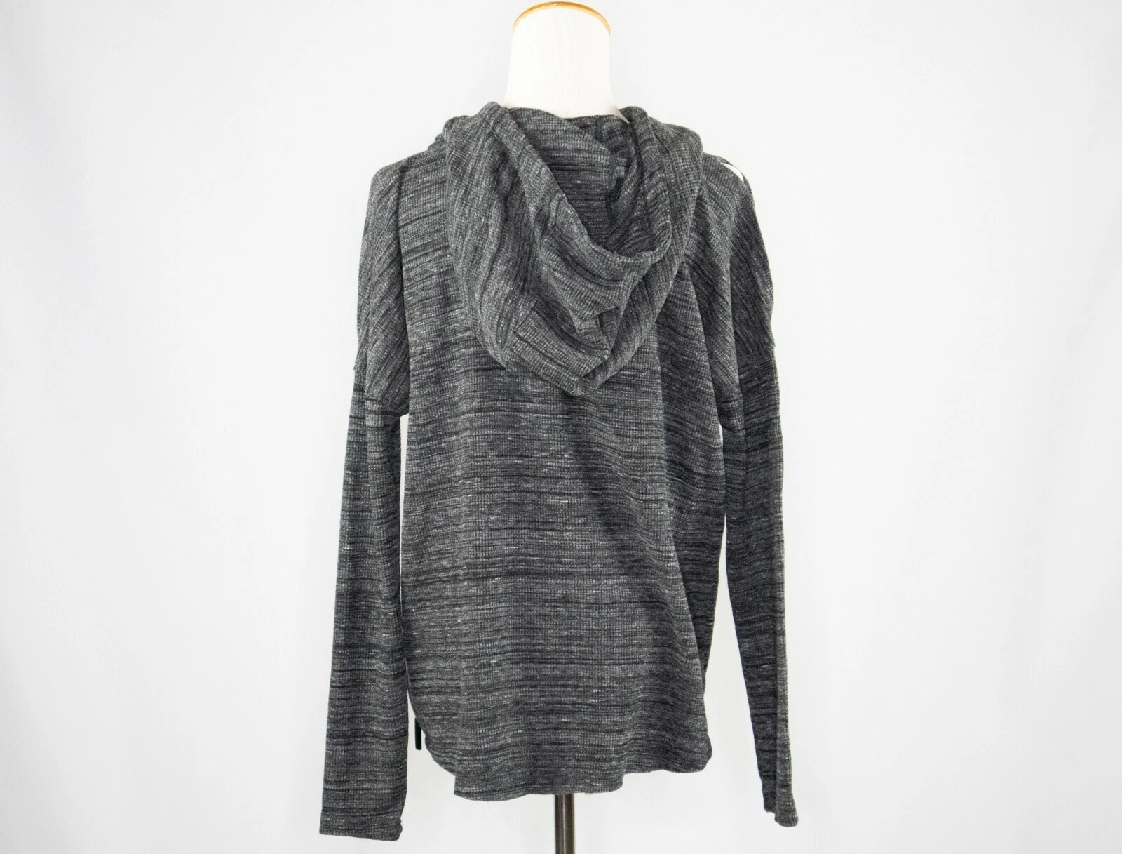 VETEMENTS Felpa con cappuccio Calvin Klein Performance L Athletic con spalle aperte