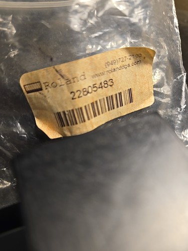 New Roland PINCH ROLLER ASSY- Part Number 22805483- XC540/LEC-300 - Picture 4 of 4