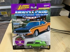 Johnny Lightning MUSCLE CARS USA 1970 PLYMOUTH AAR CUDA GREEN 38