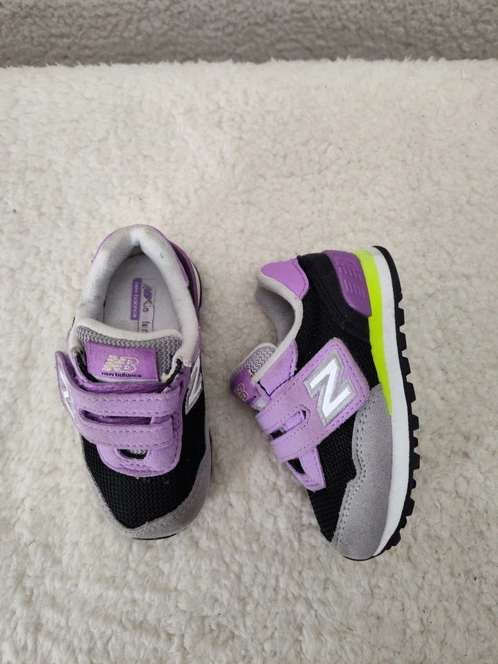 New Balance 515 Niñas Tenis 5 Púrpura Parte Superior Baja Gancho Lazo Cómodo Zapatos Activos Foto 4 de 4