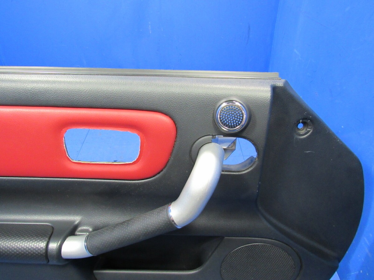 リピーターです。 03-05 Toyota MR2 Spyder MRS Left LH Driver Interior Door Panel Red
