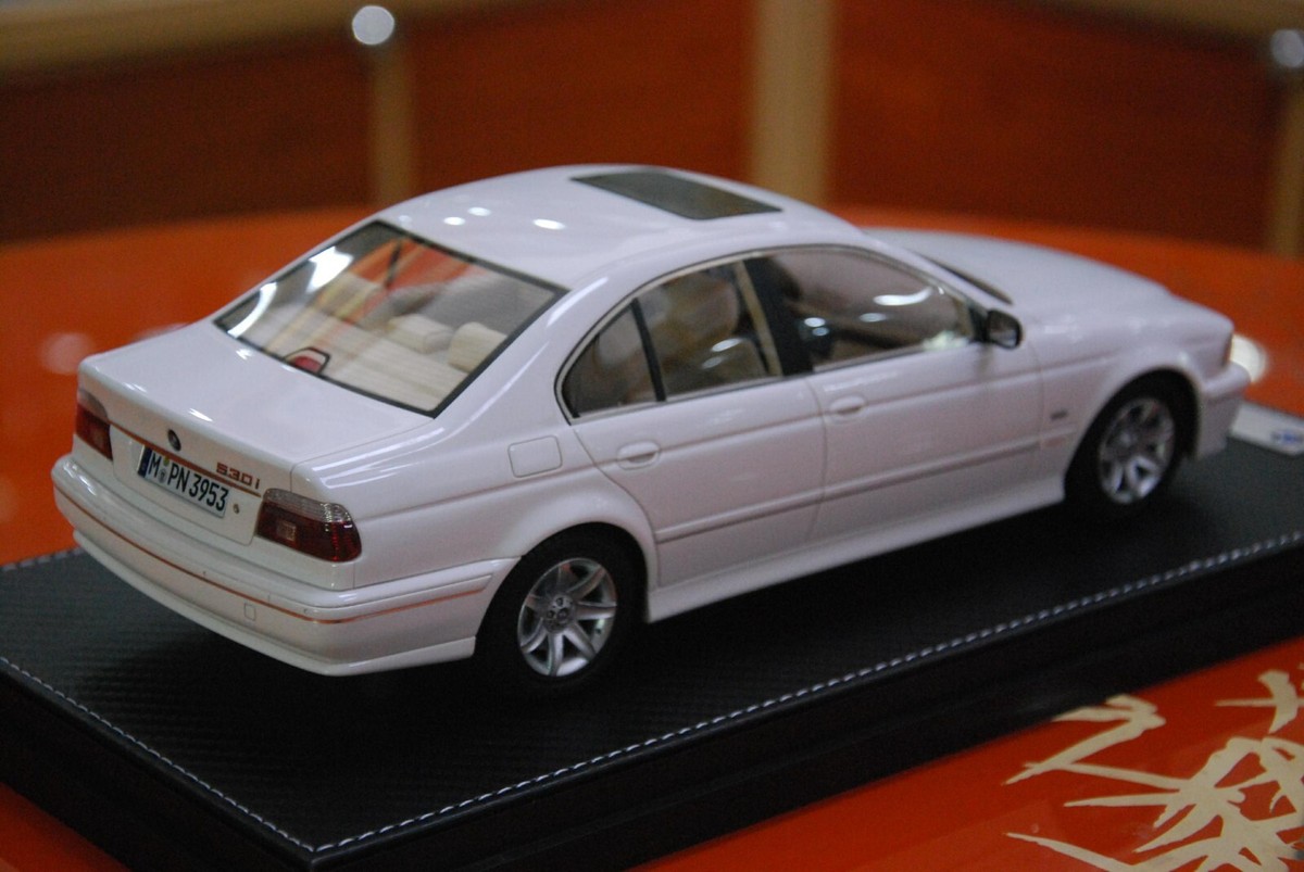 White 1/18 BMW E39 530i | eBay