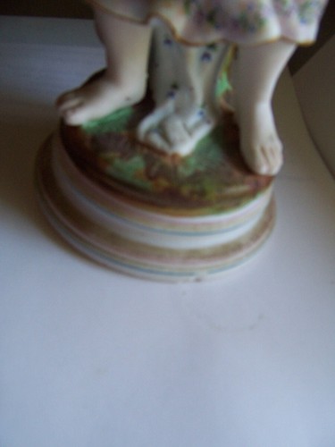 antique matte porcelain heavy figure young girl with flowers pretty read 9 1/4 - Imagen 7 de 7