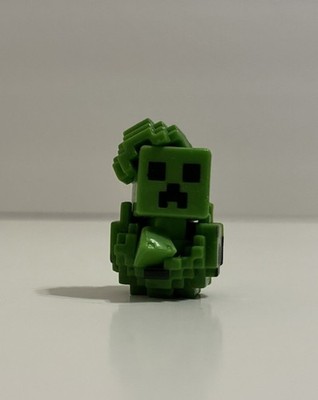 Minecraft Mini-Figures Spawning Creeper in Egg Action Figure Mojang