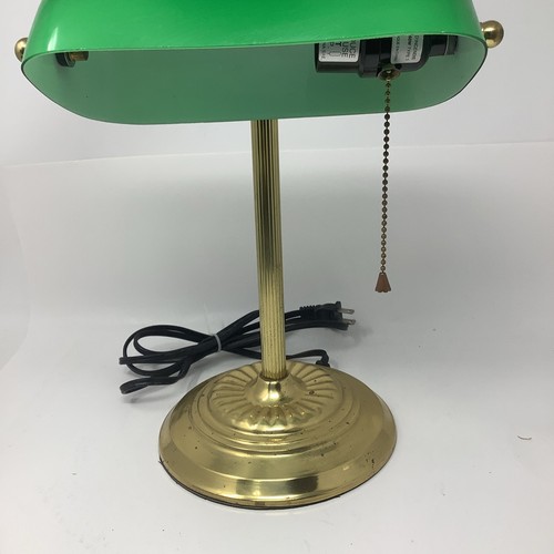 Vintage Underwriters Laboratories Brass Bankers Desk Lamp Green Shade - Picture 2 of 8