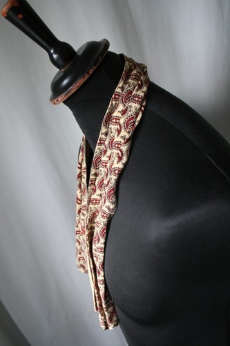 Vintage Lyntonia Italian printed paisley cravat evening dandy mod wash as silk - Picture 6 of 11