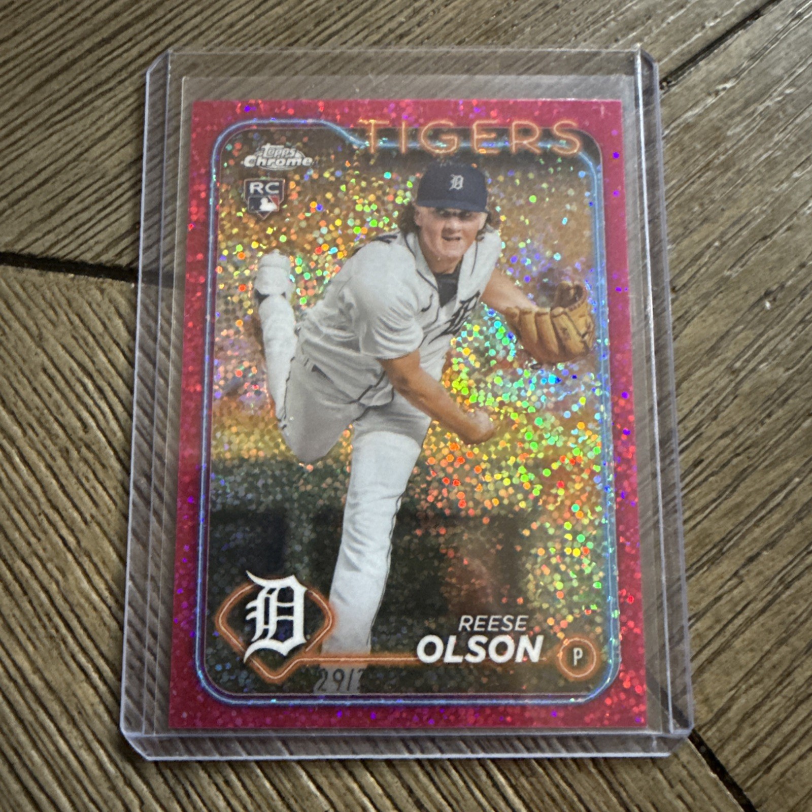 2024 Topps Chrome - Reese Olson #40 Magenta Speckle Refractor /350 (RC)
