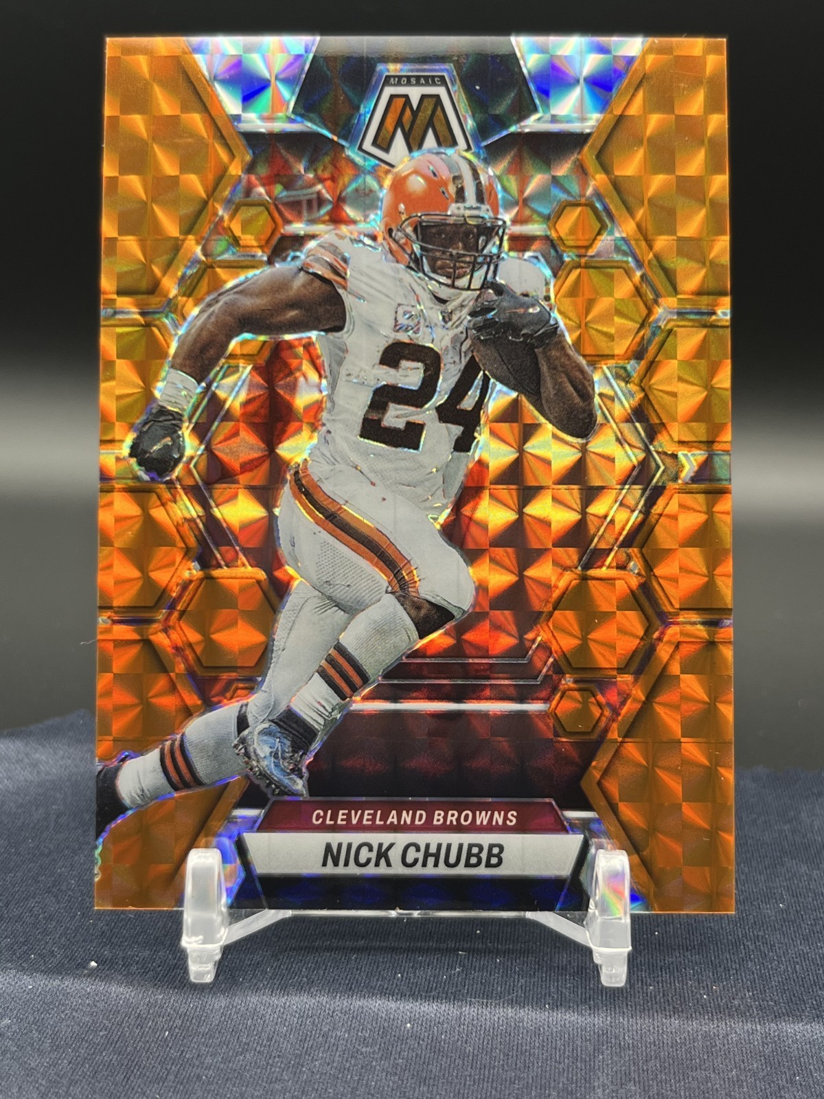 2023 Panini Mosaic #49 Nick Chubb 016/199