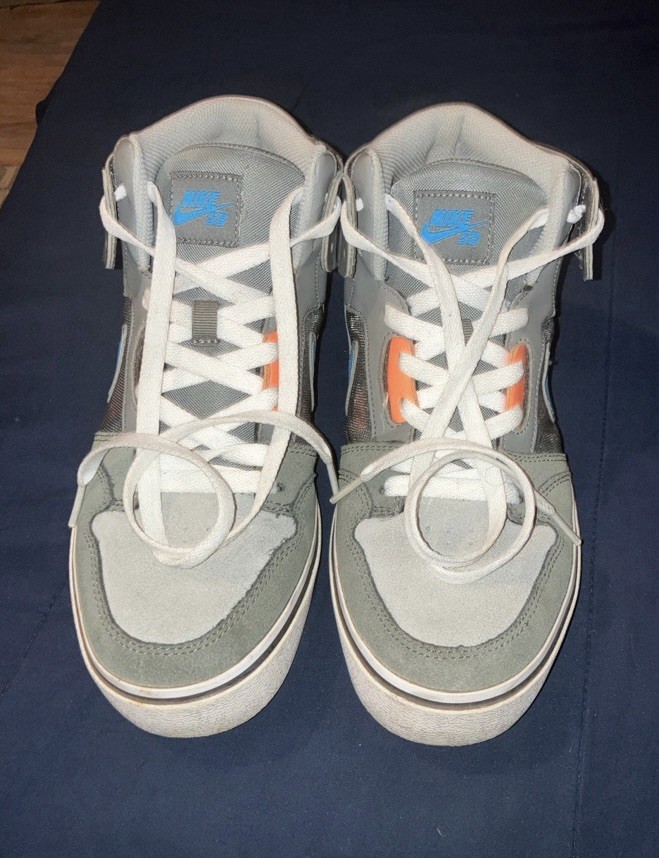 Nike SB Dunk - image 1