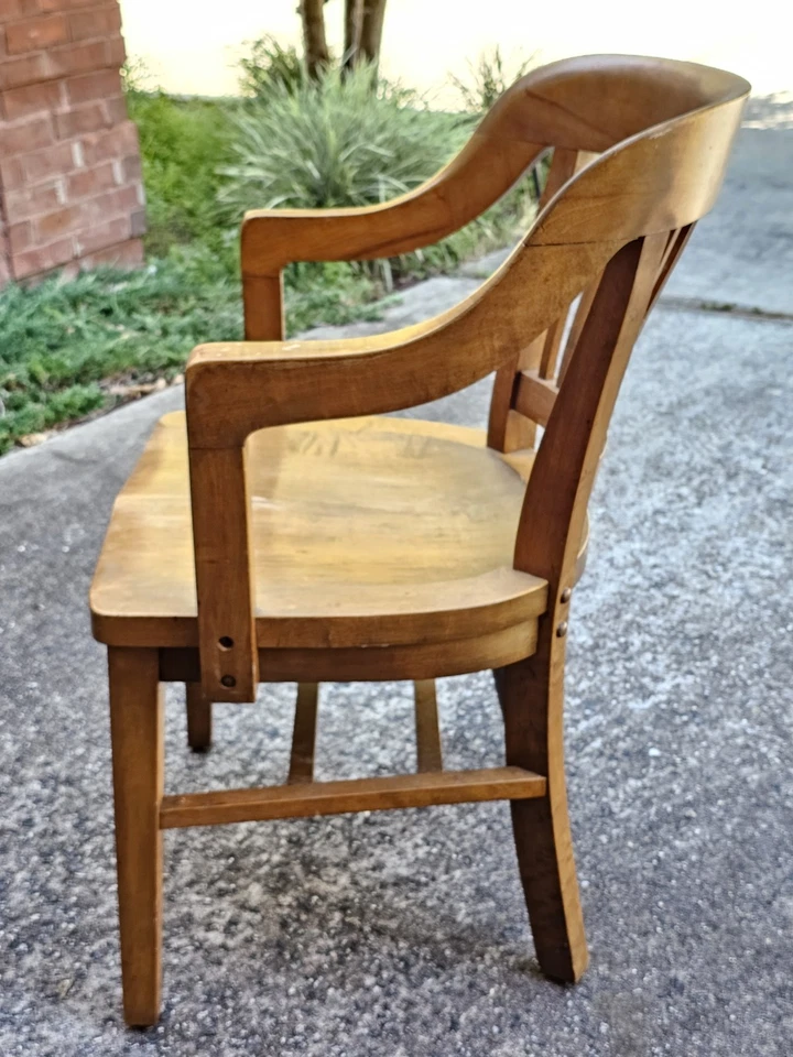 Vtg W.H. Gunlocke Chair Co. Solid Walnut Arm Barrel Courtroom Jury Banker Office - Image 4 of 4
