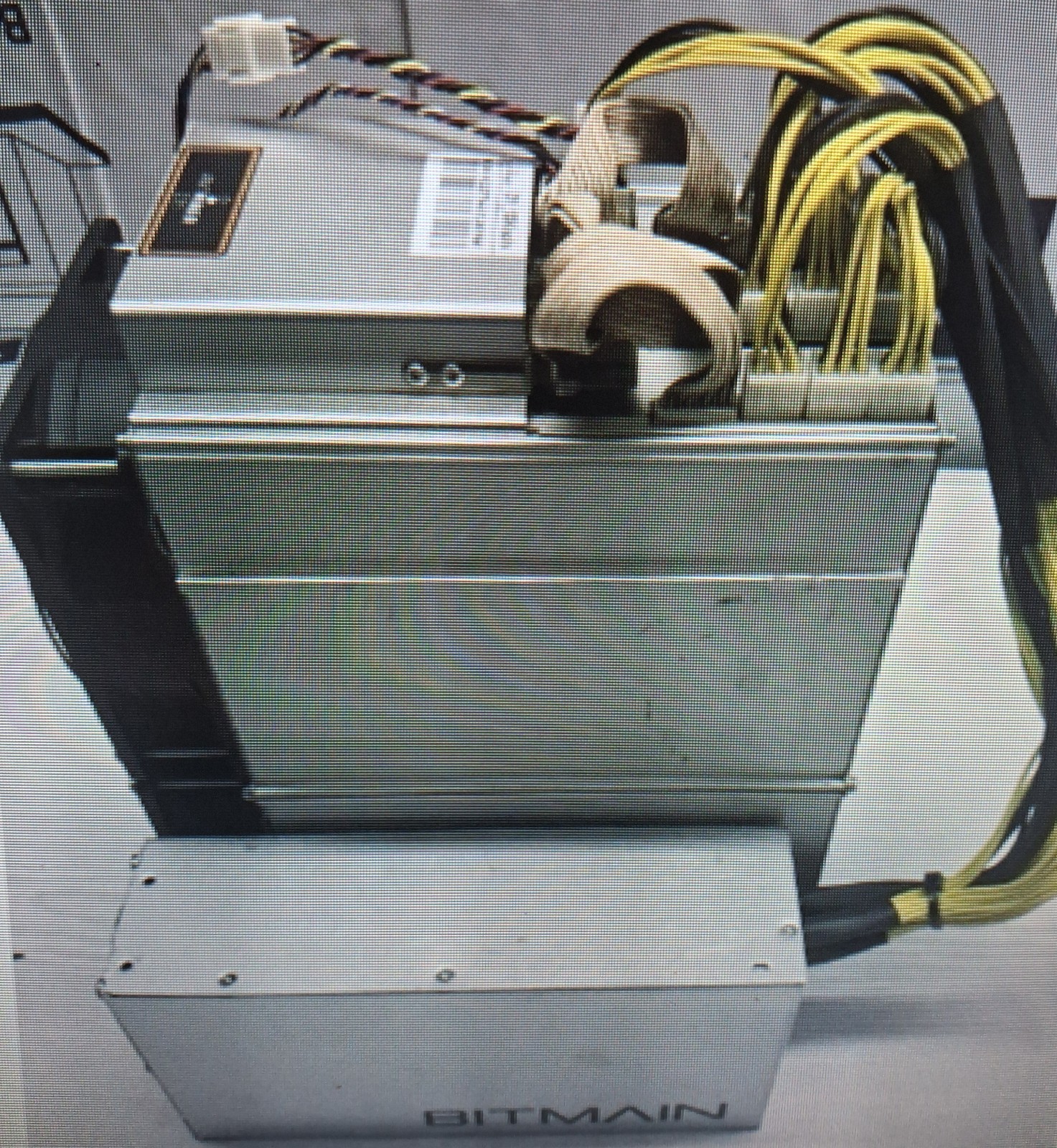 BITMAIN Antminer Z11 135Ksol W/1800 Watt BRAND NEW BITMAIN PSU. Zcash