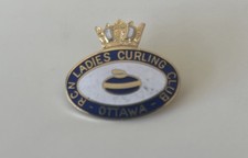 Curling - RCN Ladies Curling Club - Ottawa - 30x25mm Badge