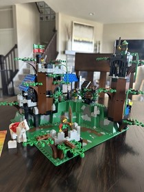 LEGO Castle: Dark Forest Fortress (6079)
