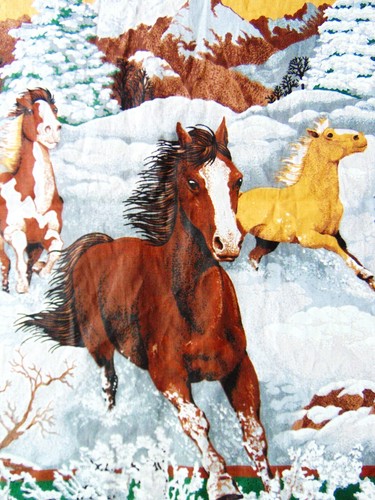 PILLOW COVER FABRIC ~ MAKE YOUR OWN PILLOWS ~ BEAUTIFUL RUNNING HORSES - Picture 3 of 4