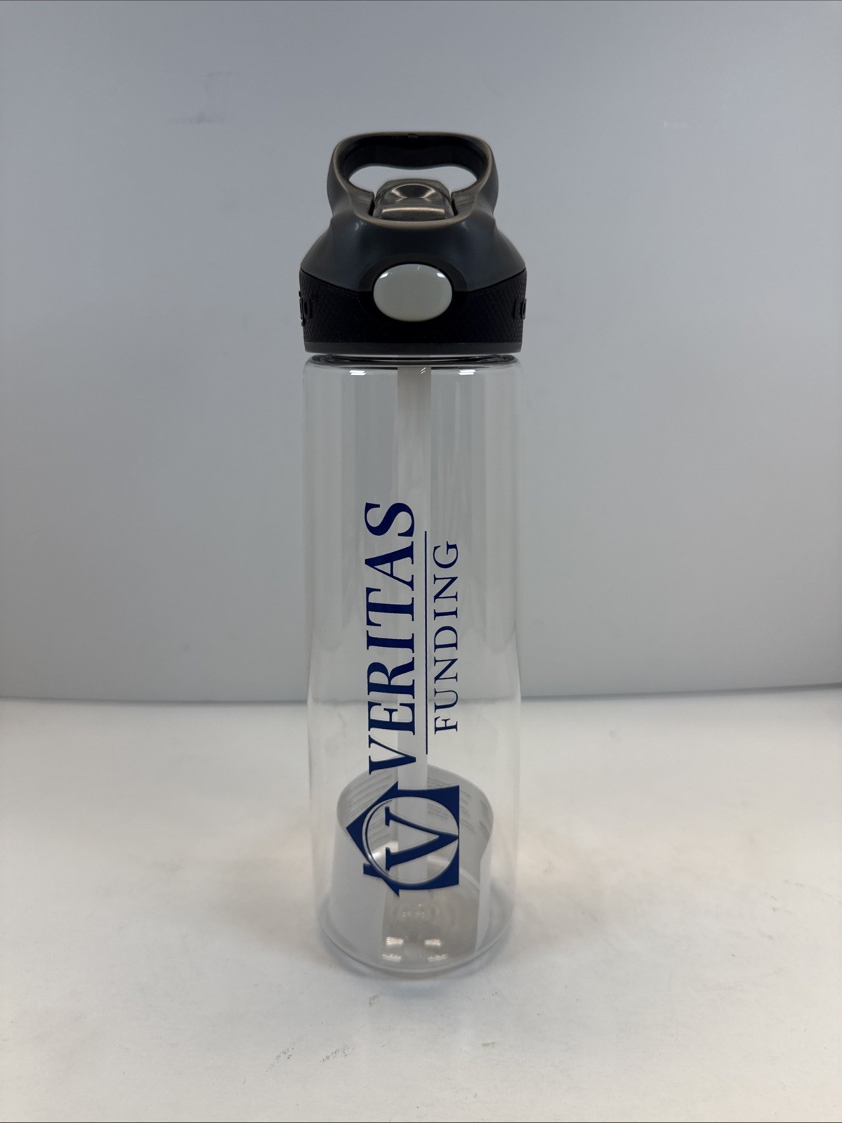 Contigo 24 oz Ashland Water Bottle Black Lid Clear Plastic P