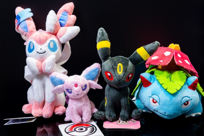Pokémon Center Umbreon Sylveon Espeon Plush Lot of 4 Official Plush Toys