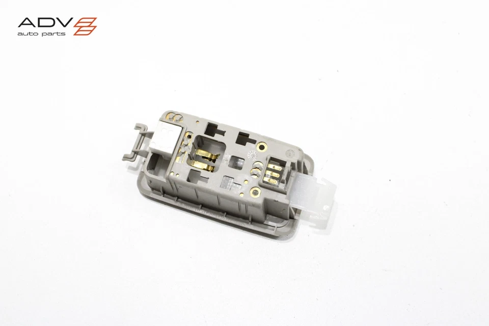 2011 - 2020 TOYOTA SIENNA ЗАДНЯЯ ЛЕВАЯ СТОРОНА ИНТЕРЬЕРА ВЕЖЛИВОСТЬ ЛАМПА OEM - Изображение 3 из 4