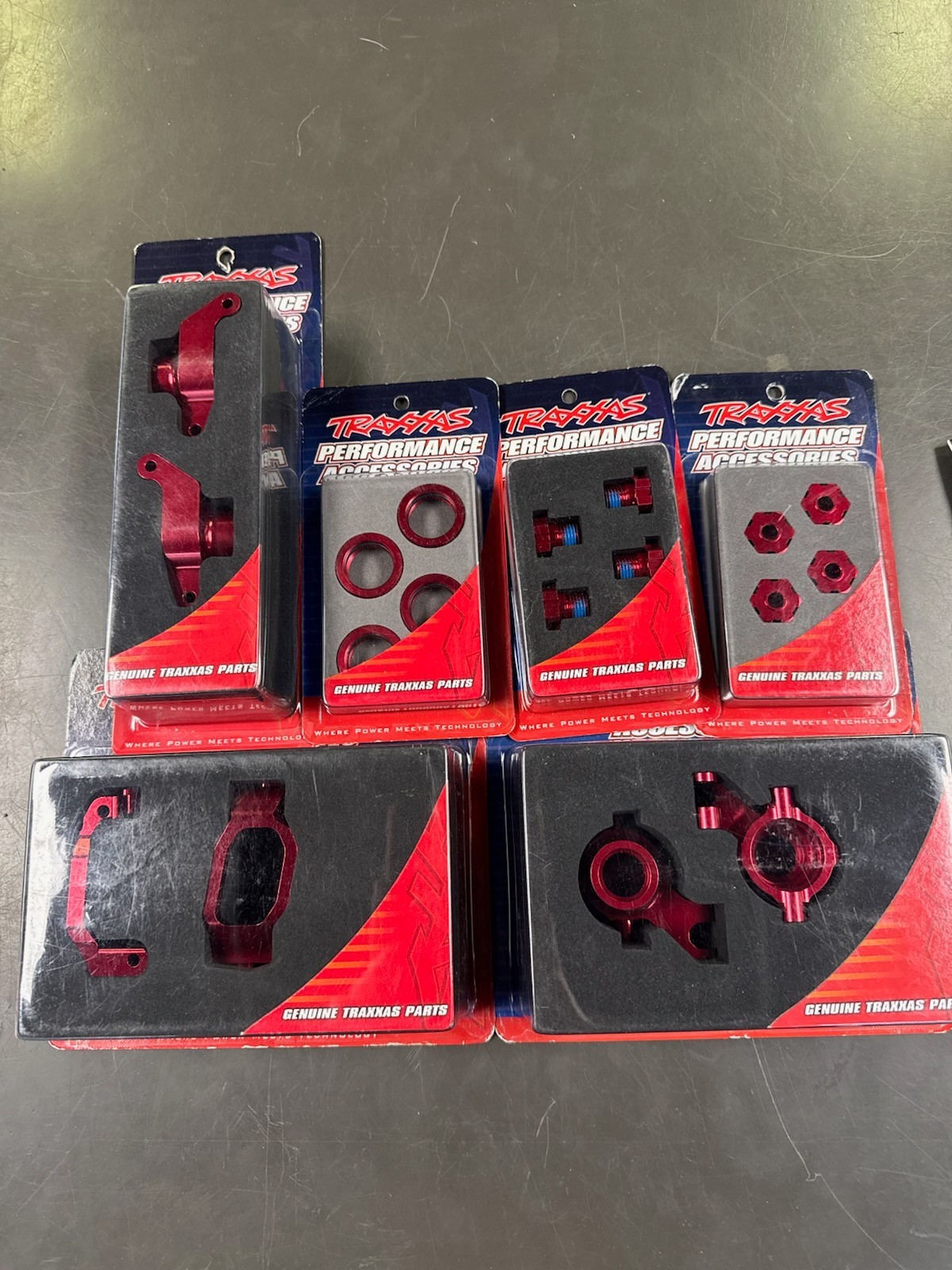 TRAXXAS MAXX/SLASH ALUM. UPGRADE PARTS- RED - NEW - RC UPGRADE PARTS