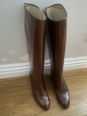 1970s RARE GUCCI Brown Aniline Leather Boots Knight Crest Italy