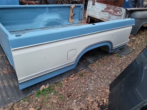 1980 Ford F100 8 ft. Truck Bed - Fits 1980-1986 No Rust, Dents or Dings!