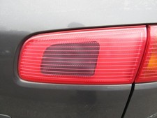 Orig. Heckleuchte Rücklicht innen rechts Mazda 2 1.4l DY