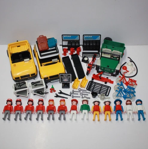 Vintage - Playmobil - Geobra - Esso Gas Station - Lot of Parts & Pieces - 1985