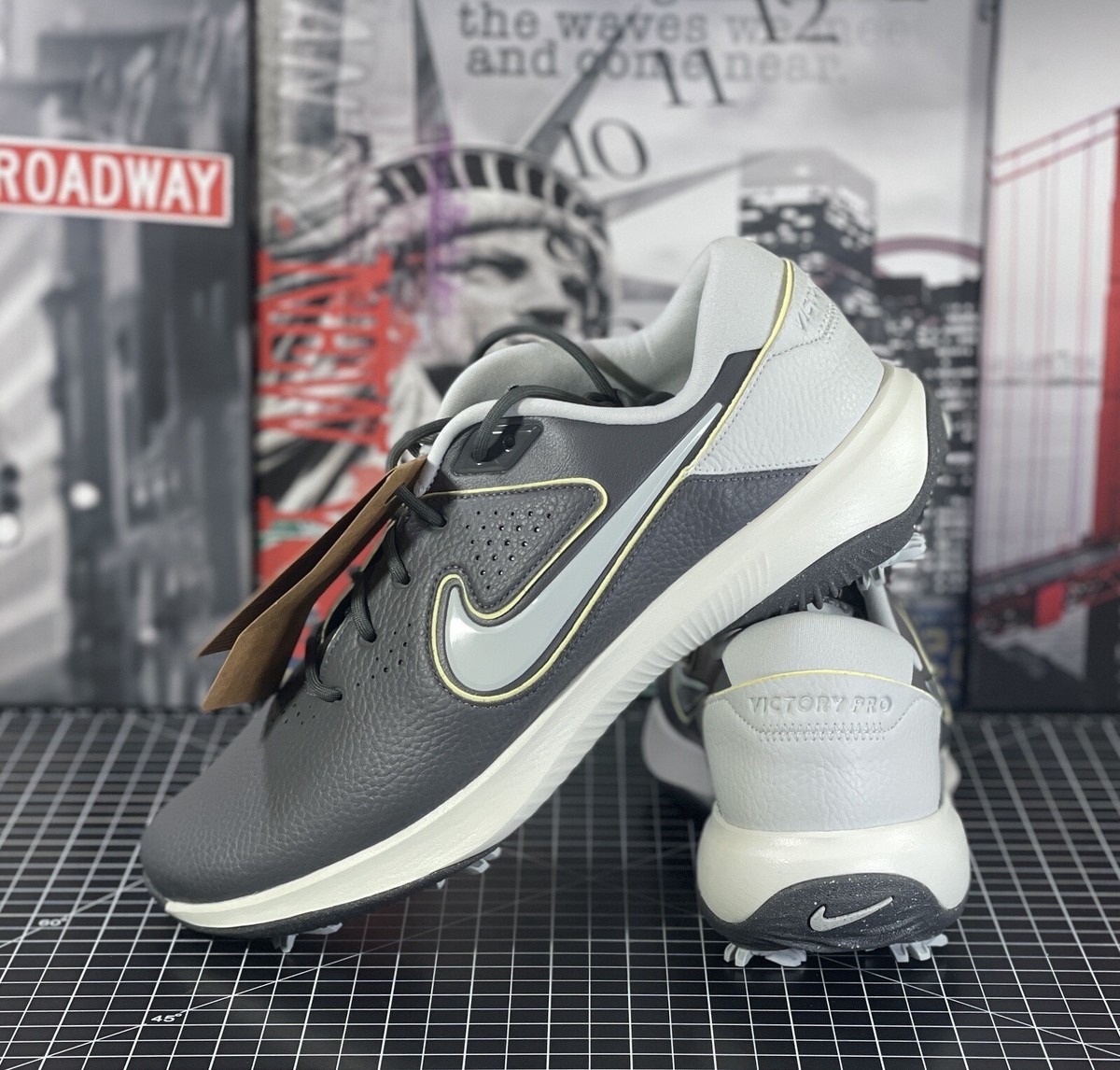 Nike Air Zoom Victory Pro 3 Men’s 11.5 Leather Golf Shoes DV6800-001 Iron Grey Nike Victory Pro 3 Golf Shoes Iron Grey/Sea Glass/Luminous  main image 2
