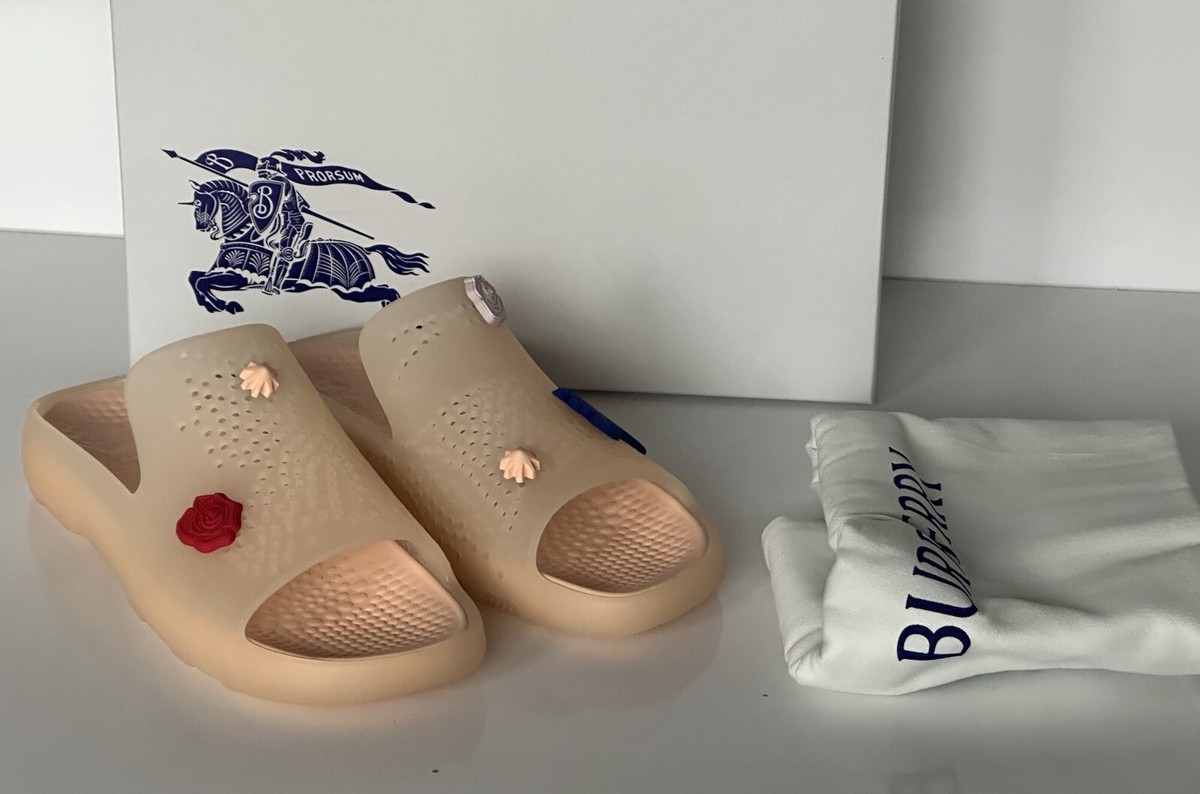 【BURBERRY LONDON】ミュール　パンプス burberryminnie-65mm-heel-