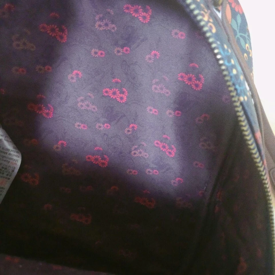 Loungefly Bambi Tonuske Flower Rucksack Disney Store Japan gebraucht kostenlo... - Bild 3 von 4