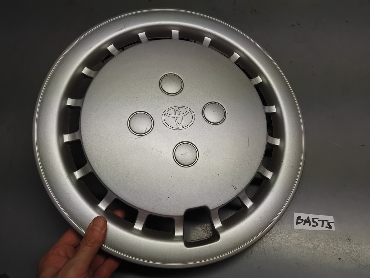 One 1991 1992 1993 1994 Toyota Tercel or Corolla 13” hubcap wheel