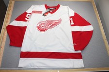 Ultimate Detroit Red Wings Collector and Super Fan Gift Guide 52