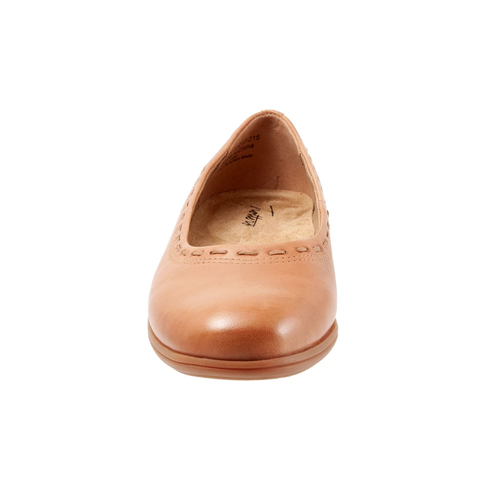 Trotters Dixie T2217-215 Womens Brown Extra Wide Leather Ballet Flats Shoes 8 - Image 3 of 4