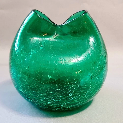 Blenko Green Glass Pinched Top Vase 3 3/4” Tall Vintage MCM Hand Blown