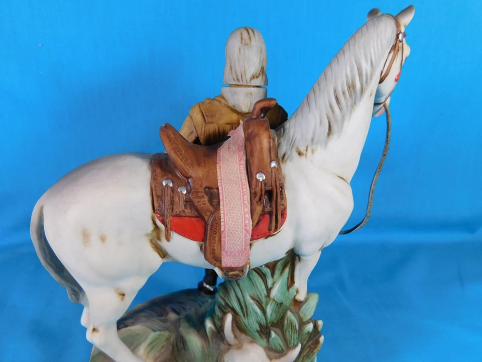 Vintage "Buffalo Bill" McCormick Distilling Company Porcelain Decanter - Image 4 of 4