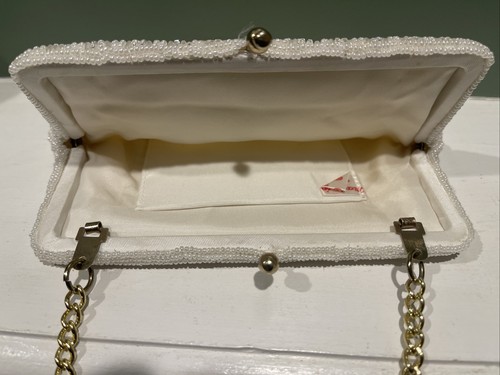 Vintage White Beaded Bridal Waldborg Small Purse W/ Gold Chain - Picture 3 of 4