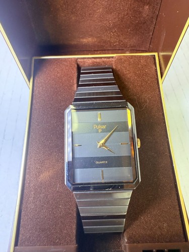 Vintage Pulsar V250-5240 Herren Quarz Uhr Rechteckiges Zifferblatt Original Box " - Bild 2 von 12