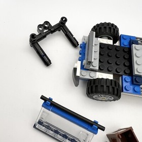 LEGO Jurassic World: Dilophosaurus Ambush (75916) Incomplete