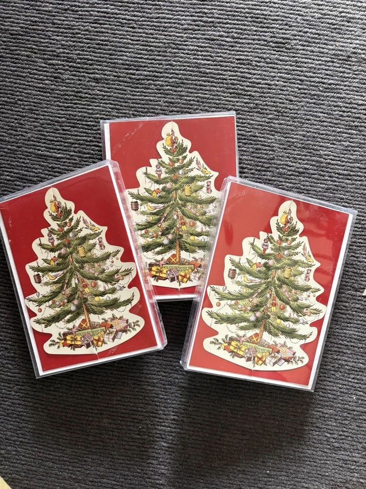 Creative Papers C.R.Gibson Die Cut Christmas Tree Photo Cards Spode 12 Card Pack - Image 2 of 4