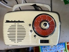Studebaker SB2603CR Retro AM/FM Weather Band Portable Radio LCD Clock Cream