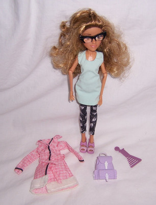 Project Mc2 Adrienne Atoms Doll Bath Fizz Experiment Science & Math Netflix NICE