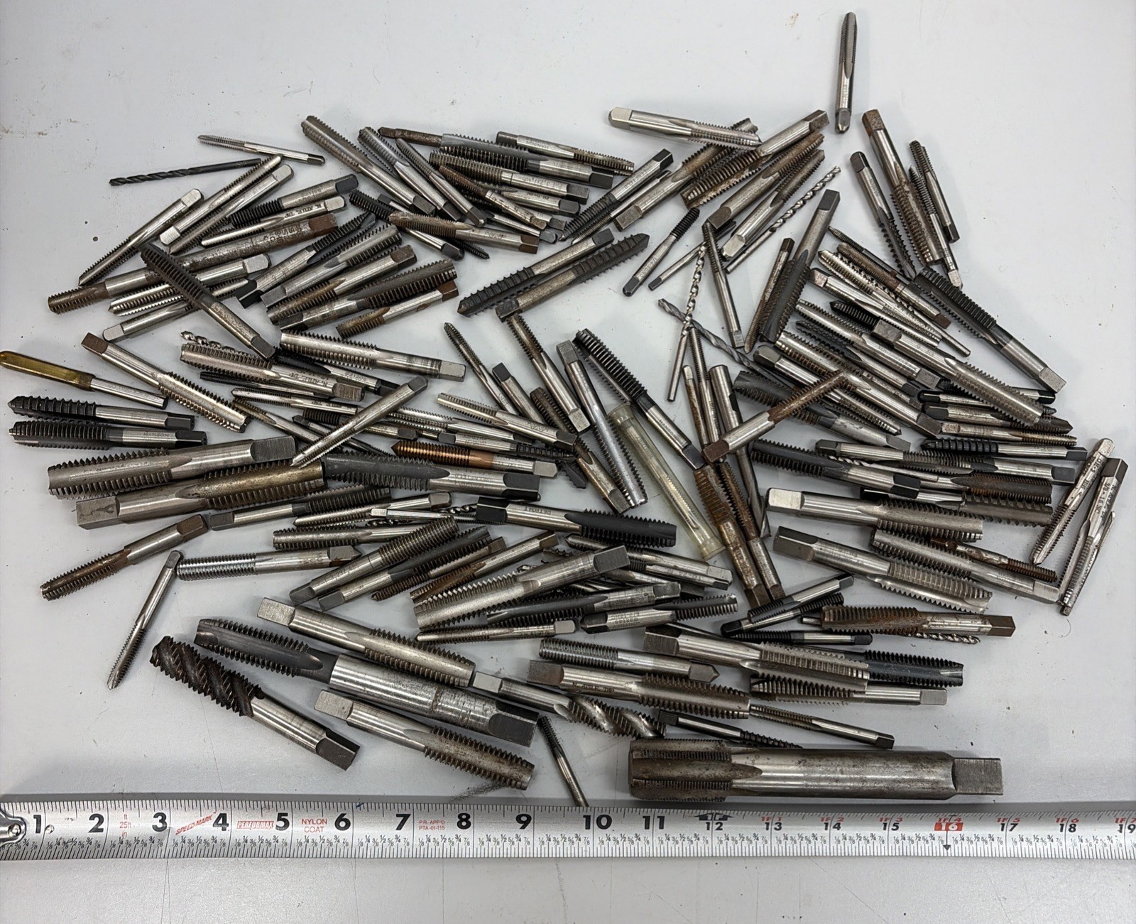 10lbs LOT OF VARIOUS SIZES AND TYPES OF HSS TAPS SPIRAL STRAIGHT CNC MACHINIST
