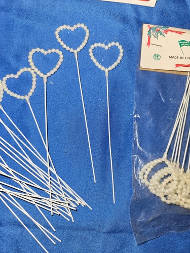 Pkg of 24 Heart Pearl Floral 5" Stems Beautiful Glistening Hearts~ New in Pkg - Picture 2 of 7