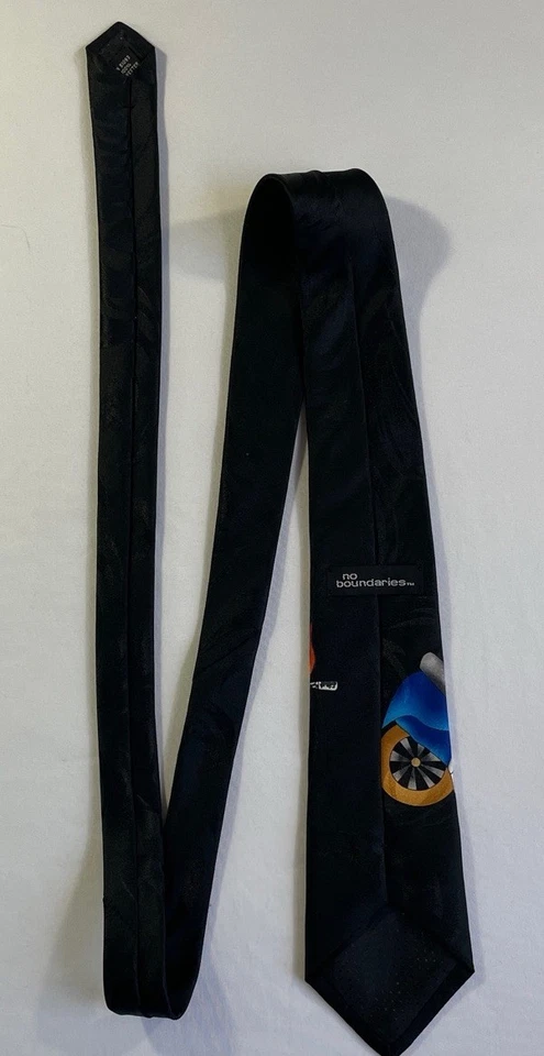 Corbata para hombre No Boundaries motocicleta y llamas más calavera y huesos cruzados Foto 3 de 4