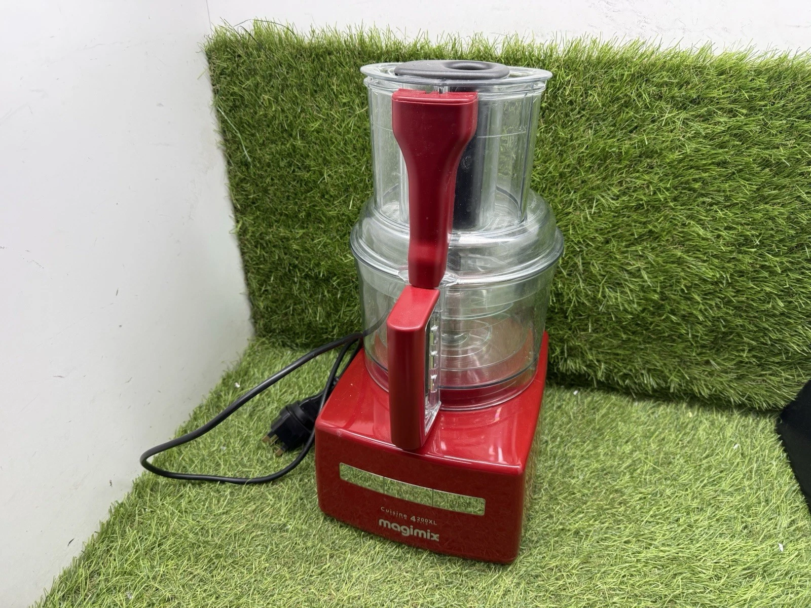 Magimix Cuisine Systeme 4200XL Automatic Food Processor Red with BOWLS #OR
Opens in a new window or