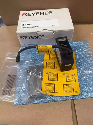 Keyence IL-300 IL300 Laser Sensor 1pc New In Box Expedited Shipping - Picture 2 of 4