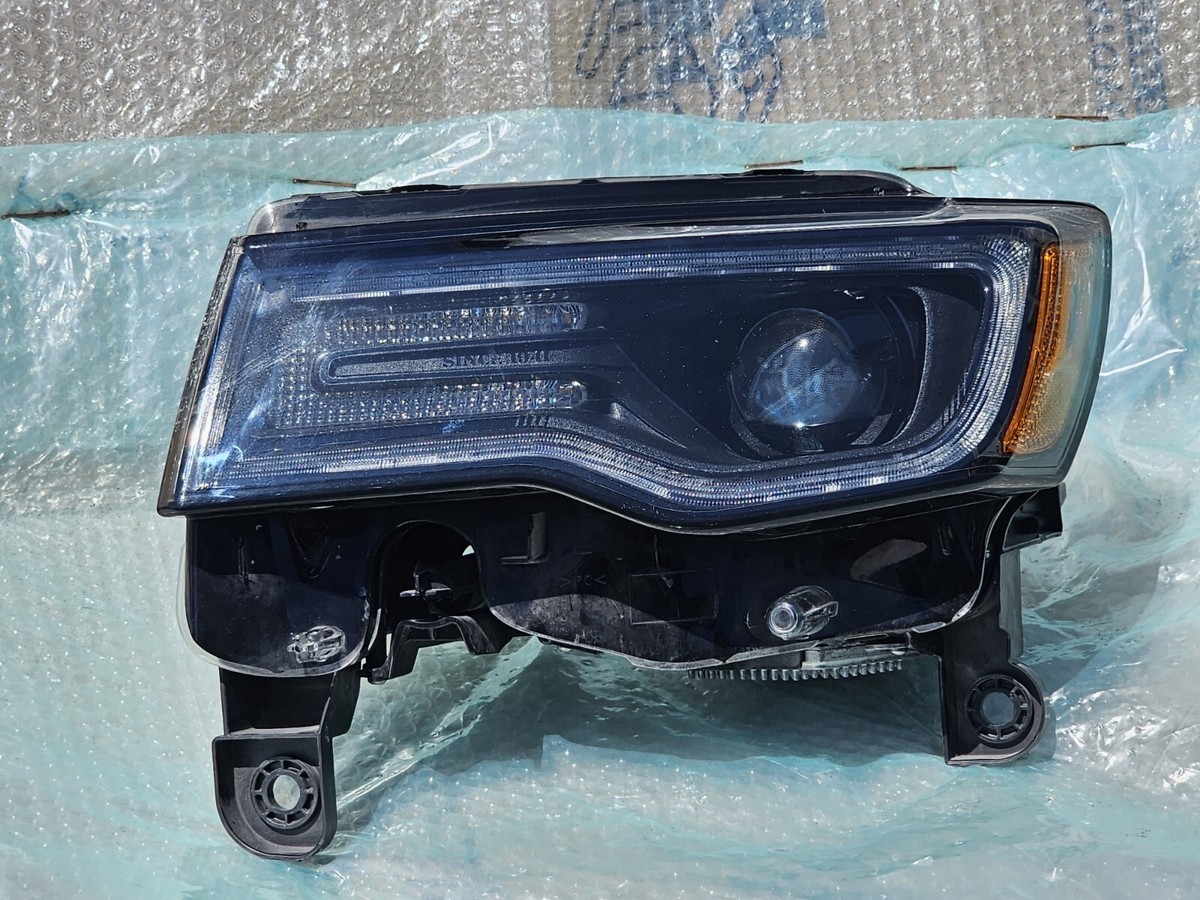 TaxiBkk✨ 2014-2021 JEEP GRAND CHEROKEE TRACKHAWK SRT LEFT HEADLIGHT